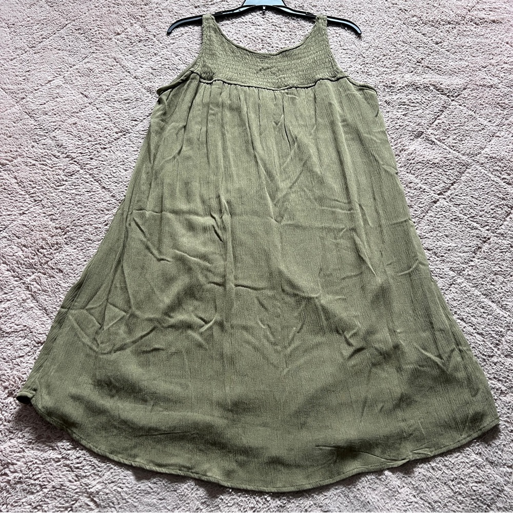 NWT Maurices Smocked Dress Preppy Minimalist Cottage Whimsical‎ Vacation Size S